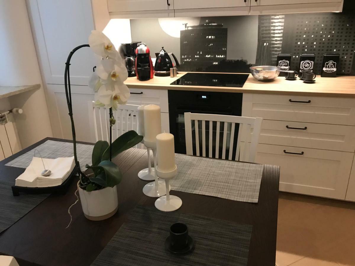 Stare Miasto Swietojerska 12 Appartement Warschau Buitenkant foto
