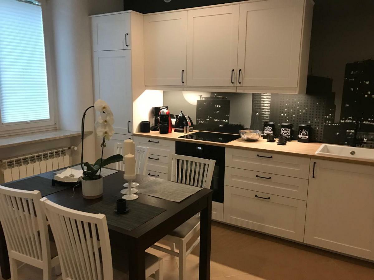 Stare Miasto Swietojerska 12 Appartement Warschau Buitenkant foto