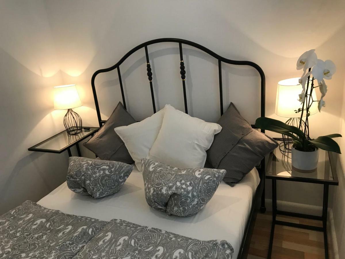 Stare Miasto Swietojerska 12 Appartement Warschau Buitenkant foto