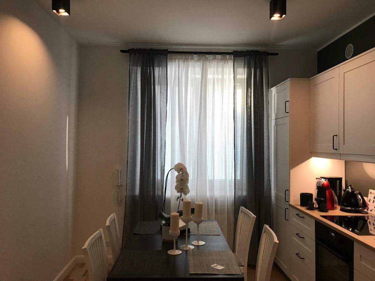Stare Miasto Swietojerska 12 Appartement Warschau Buitenkant foto
